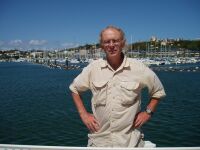 Ed_leaving_NewCal.jpg (151835 bytes)